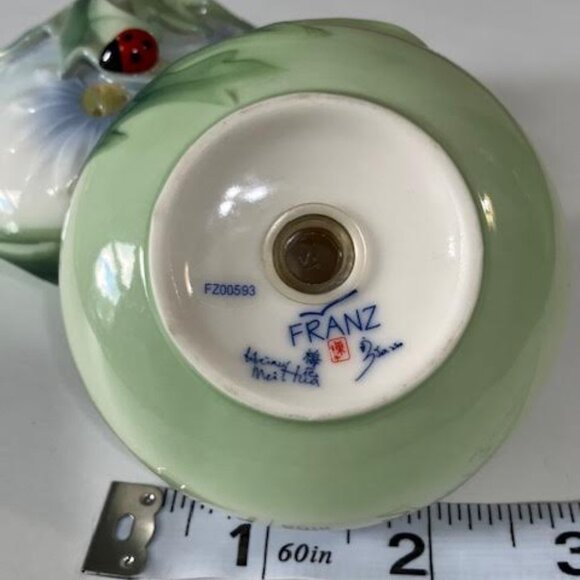 FRANZ Collection Porcelain Ladybug Salt and Pepper Shakers - Picture 6 of 12